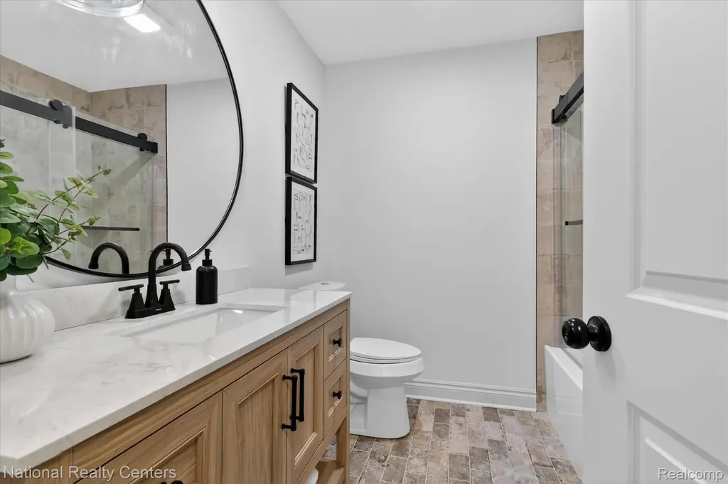 2601 Westwind Drive Highland Charter Township MI 48357