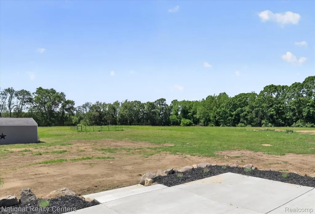 2601 Westwind Drive Highland Charter Township MI 48357