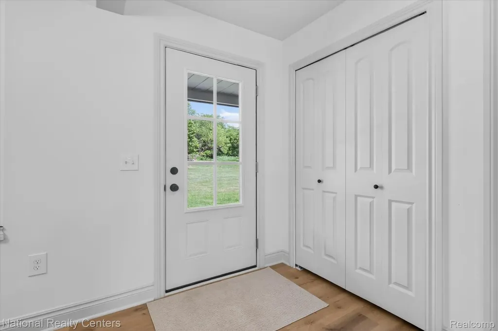 2601 Westwind Drive Highland Charter Township MI 48357