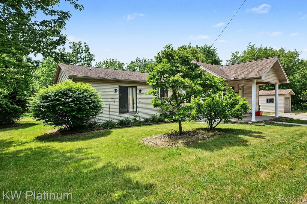 34926 Ridge Road Richmond City MI 48062