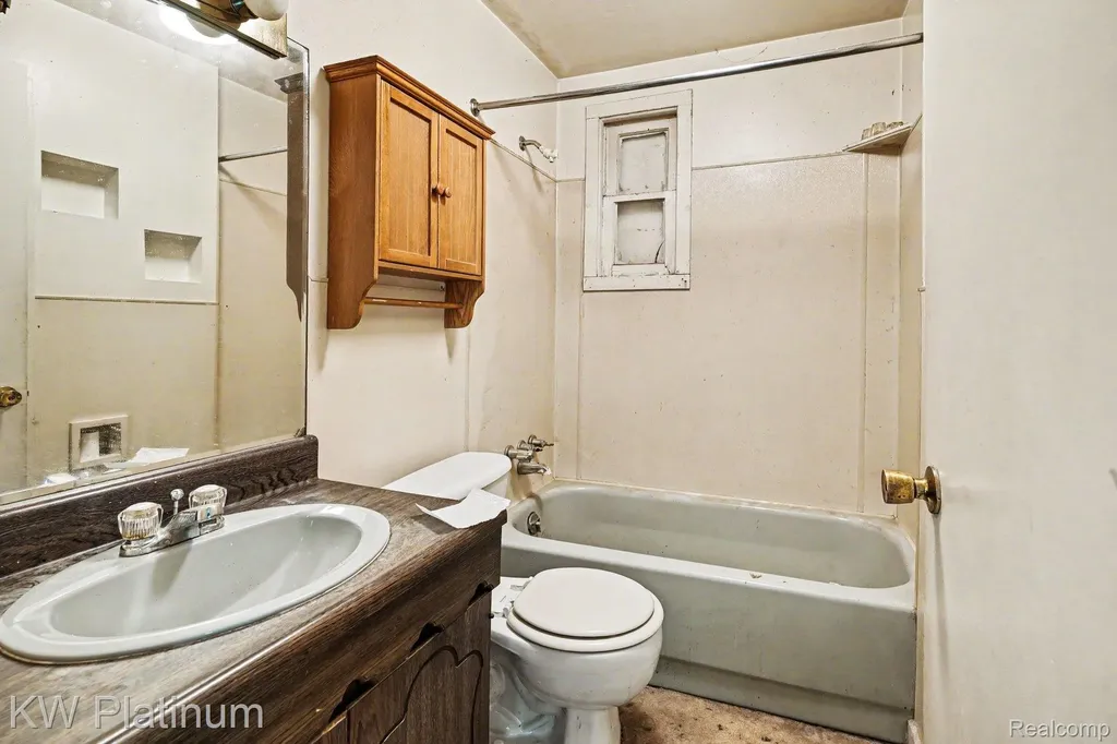 34926 Ridge Road Richmond City MI 48062