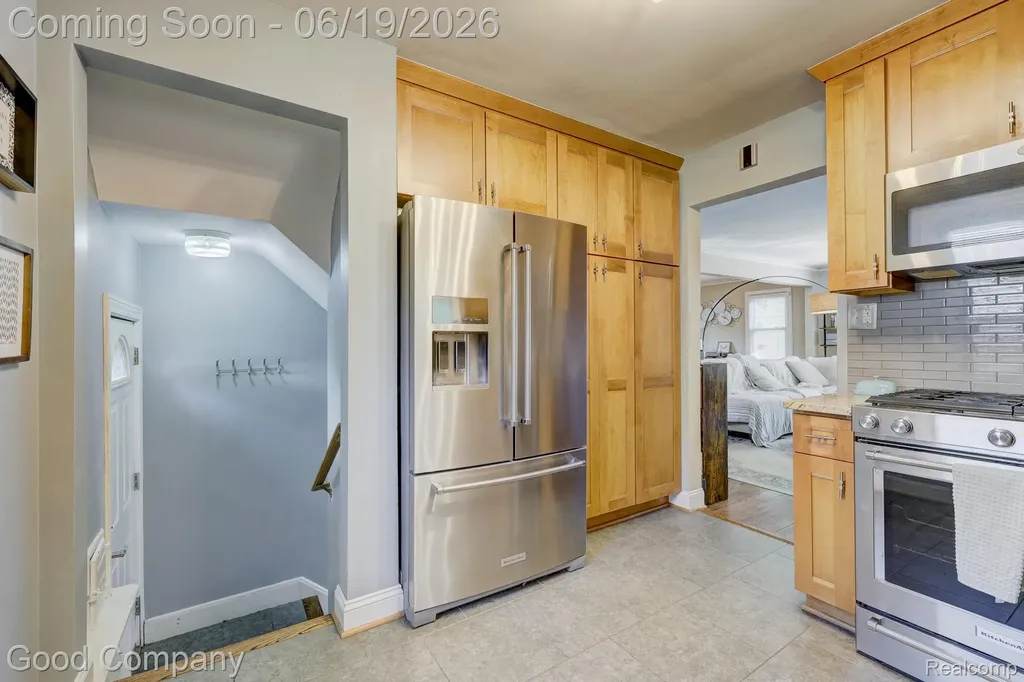 540 W Breckenridge Street Ferndale City MI 48220