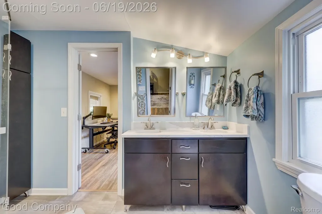 540 W Breckenridge Street Ferndale City MI 48220