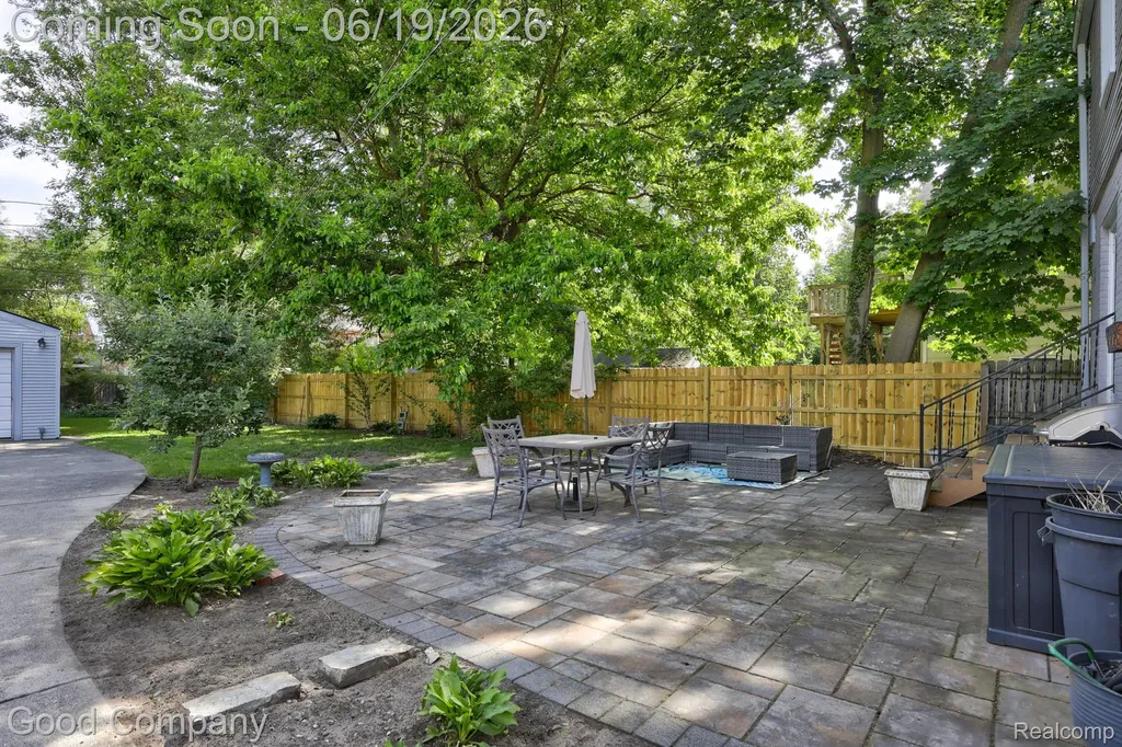 540 W Breckenridge Street Ferndale City MI 48220