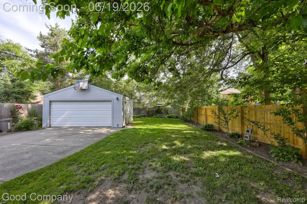 540 W Breckenridge Street Ferndale City MI 48220