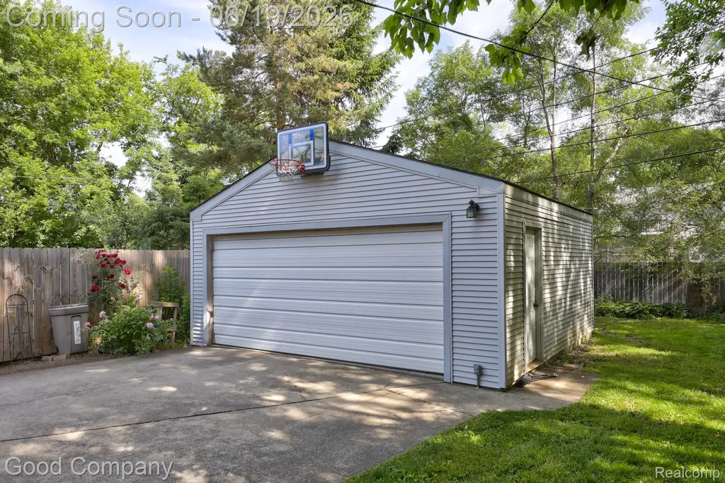 540 W Breckenridge Street Ferndale City MI 48220