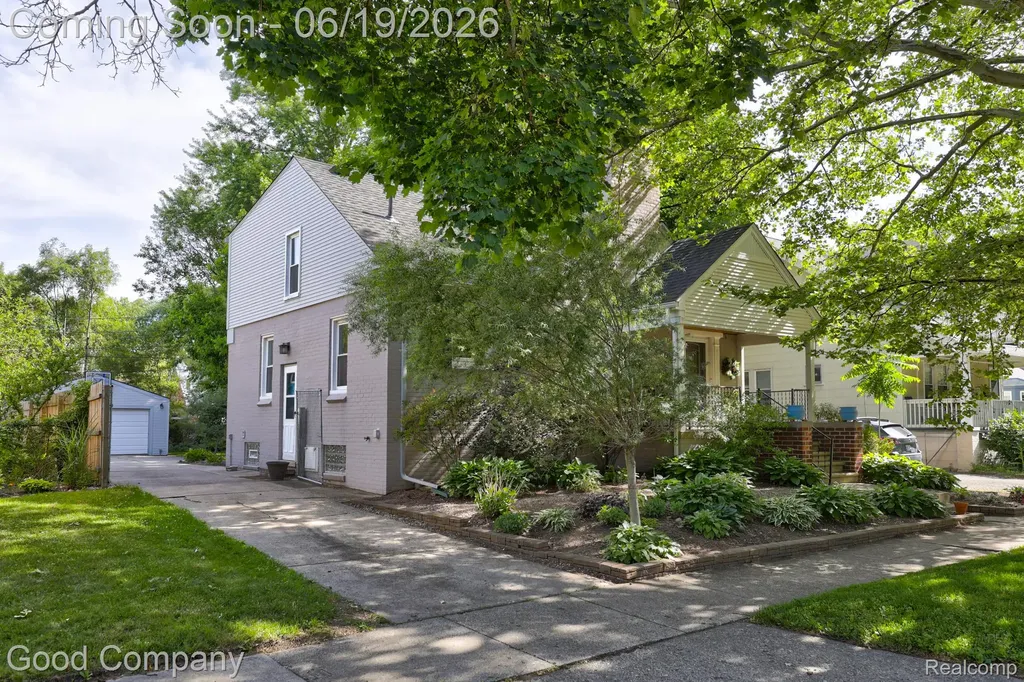 540 W Breckenridge Street Ferndale City MI 48220