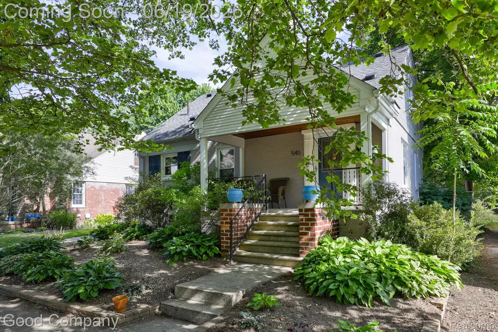 540 W Breckenridge Street Ferndale City MI 48220