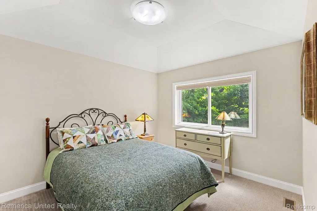 307 River Wood Trail S Milford Village MI 48381