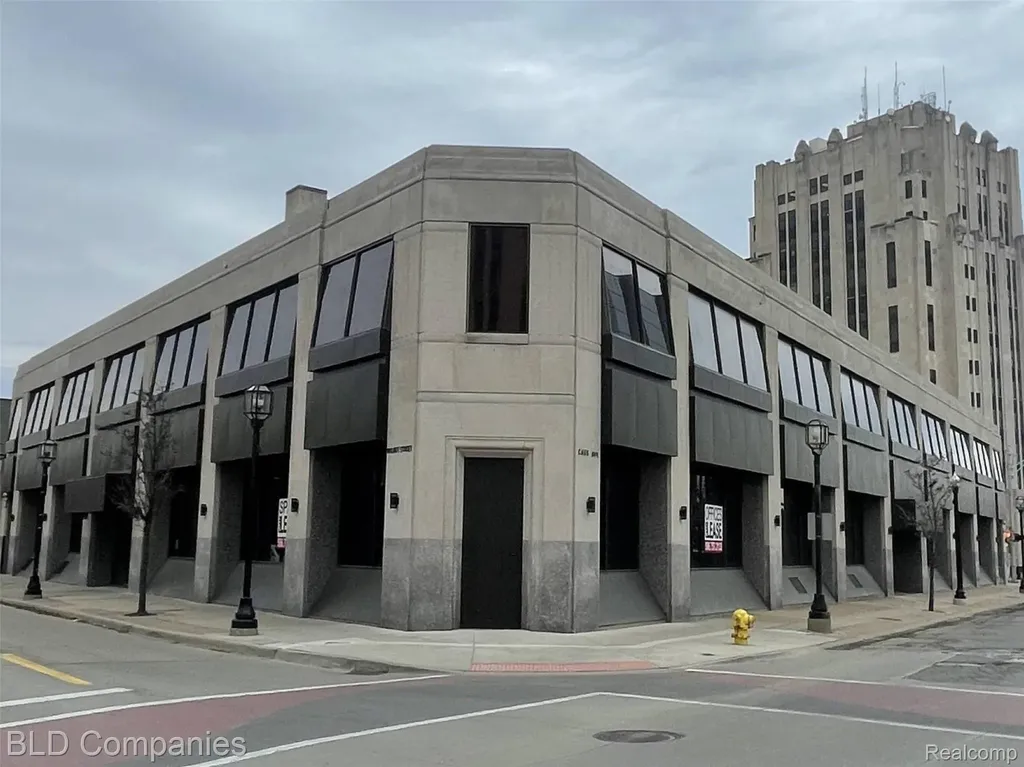 1 N Main Street Mt. Clemens City MI 48043