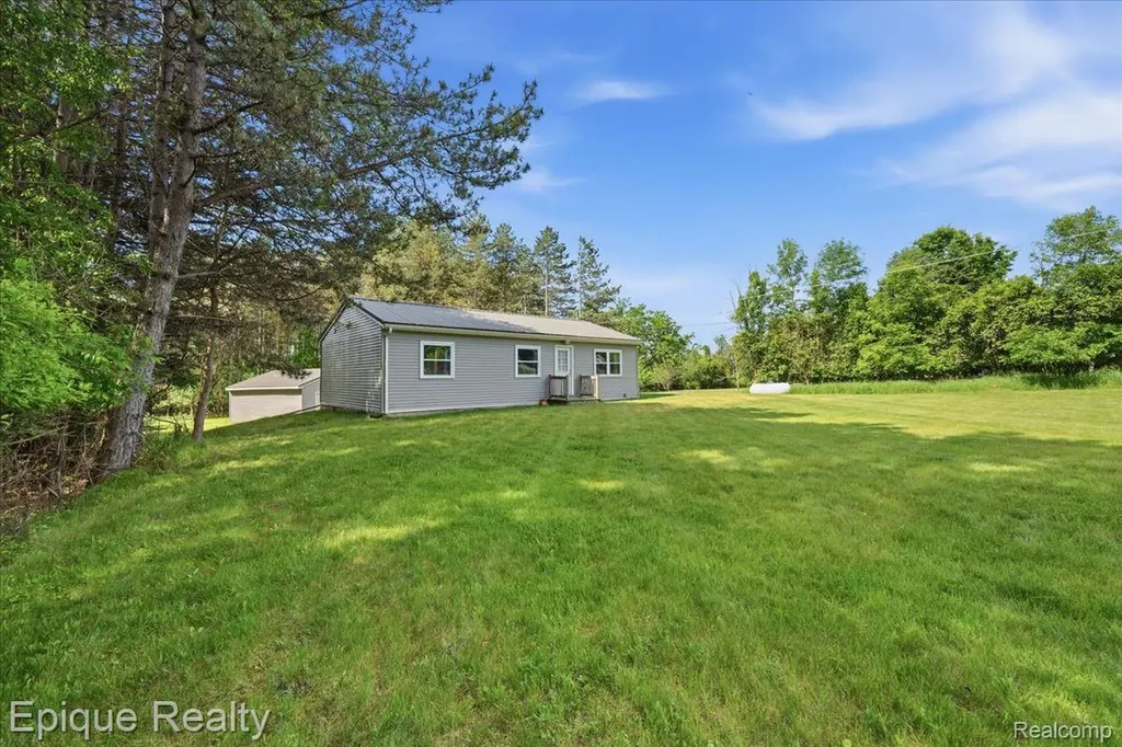 12272 E Mount Morris Road Richfield Township MI 48423
