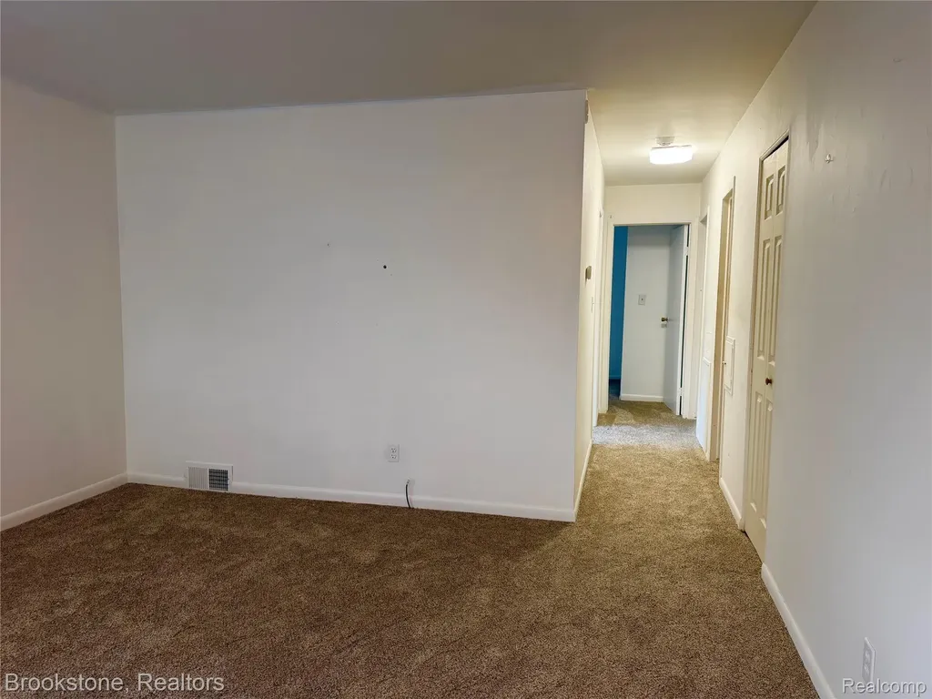 413 Forest Street Westland City MI 48186