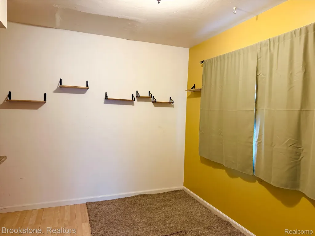 413 Forest Street Westland City MI 48186