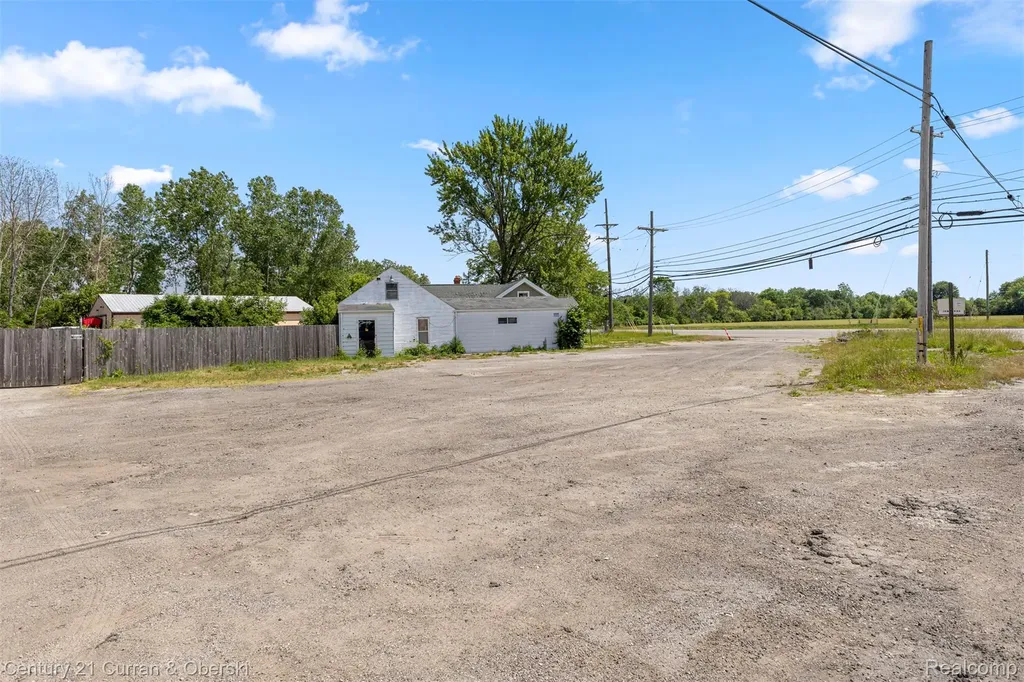 13011 Telegraph Road Ash Township MI 48134