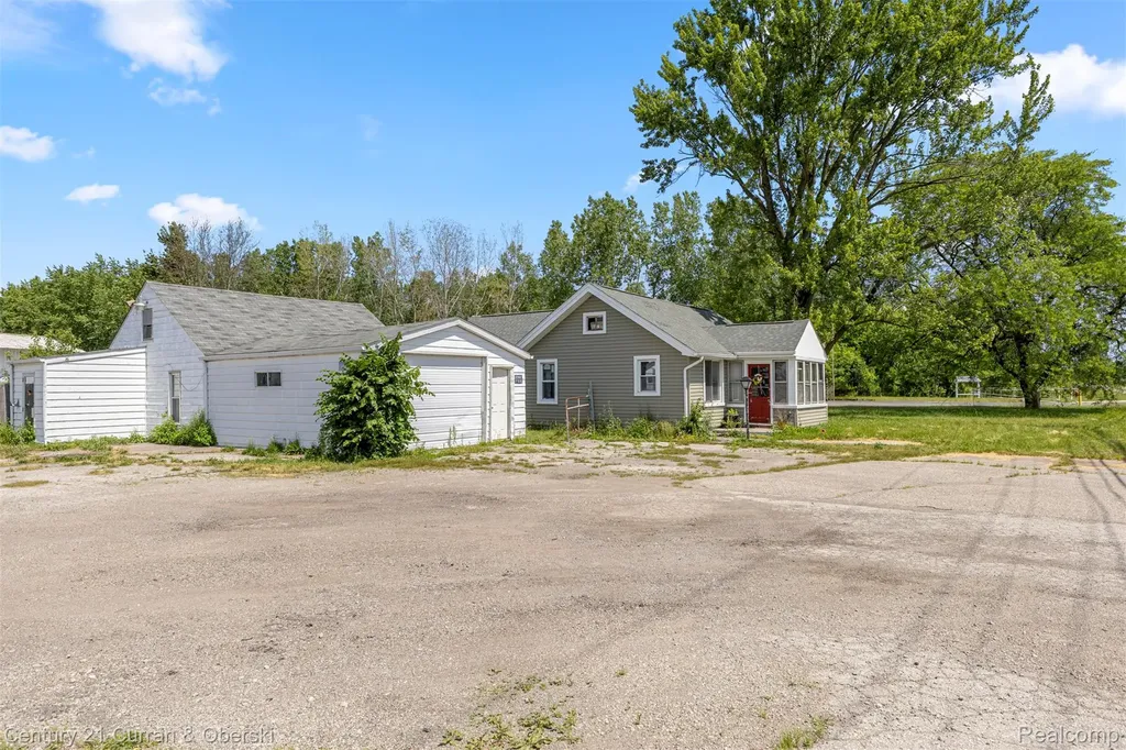 13011 Telegraph Road Ash Township MI 48134
