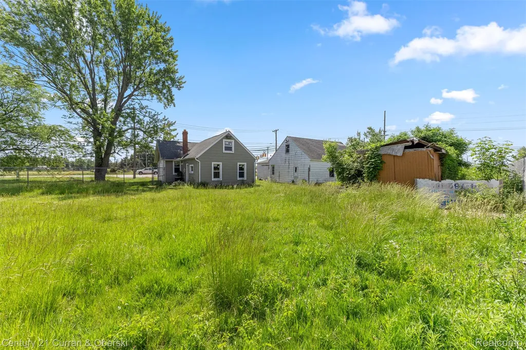 13011 Telegraph Road Ash Township MI 48134