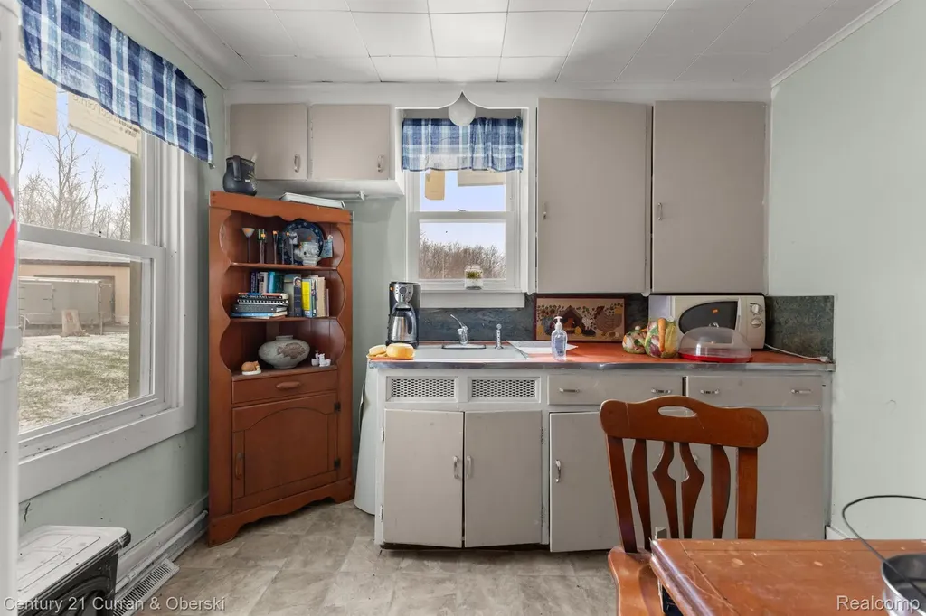 13011 Telegraph Road Ash Township MI 48134