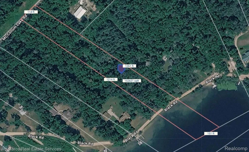 5635 Black Road Clinton Township MI 48728