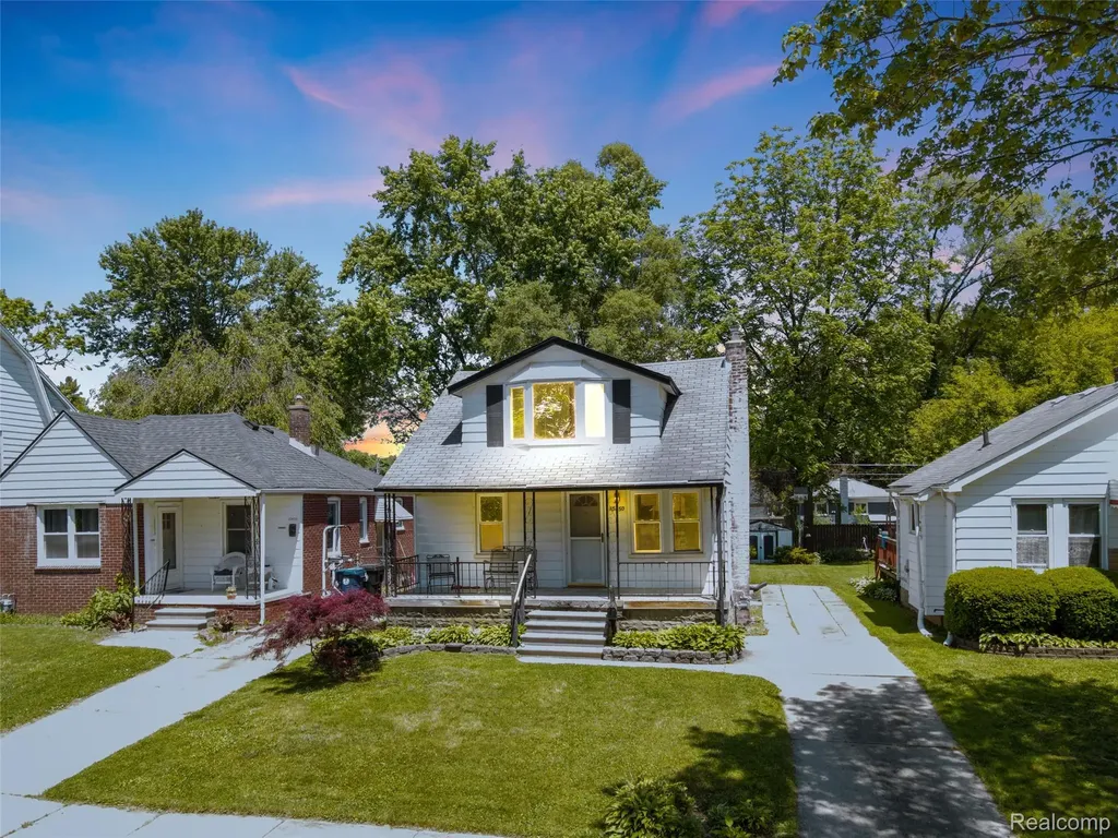 15450 Lola Drive Redford Charter Township MI 48239