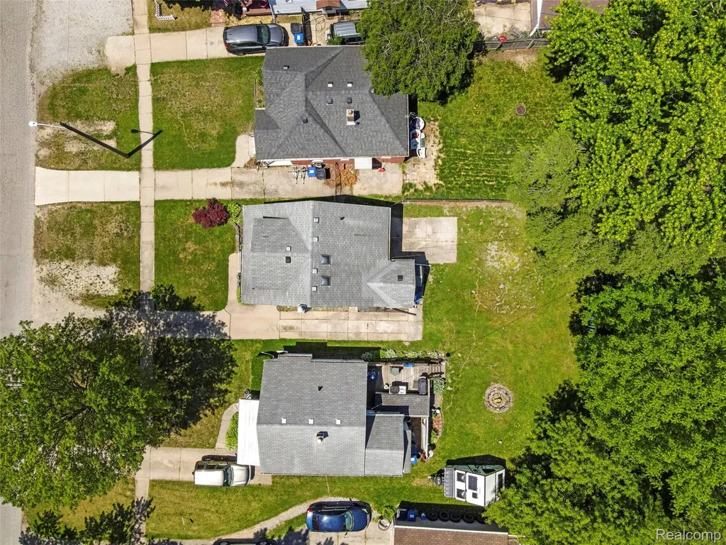 15450 Lola Drive Redford Charter Township MI 48239