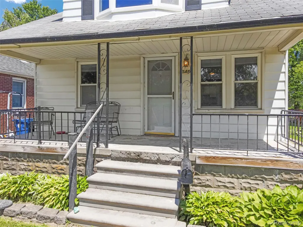 15450 Lola Drive Redford Charter Township MI 48239