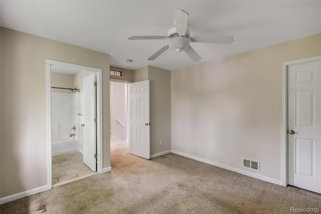 244 Chandler Street Pontiac City MI 48342