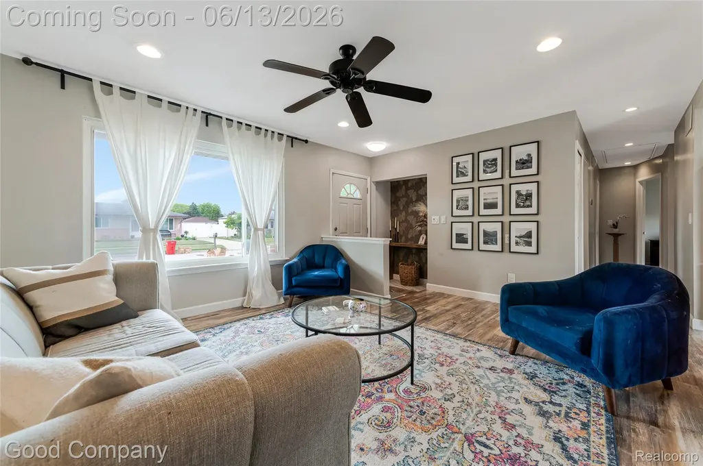 18489 Matthew Drive Clinton Charter Township MI 48035
