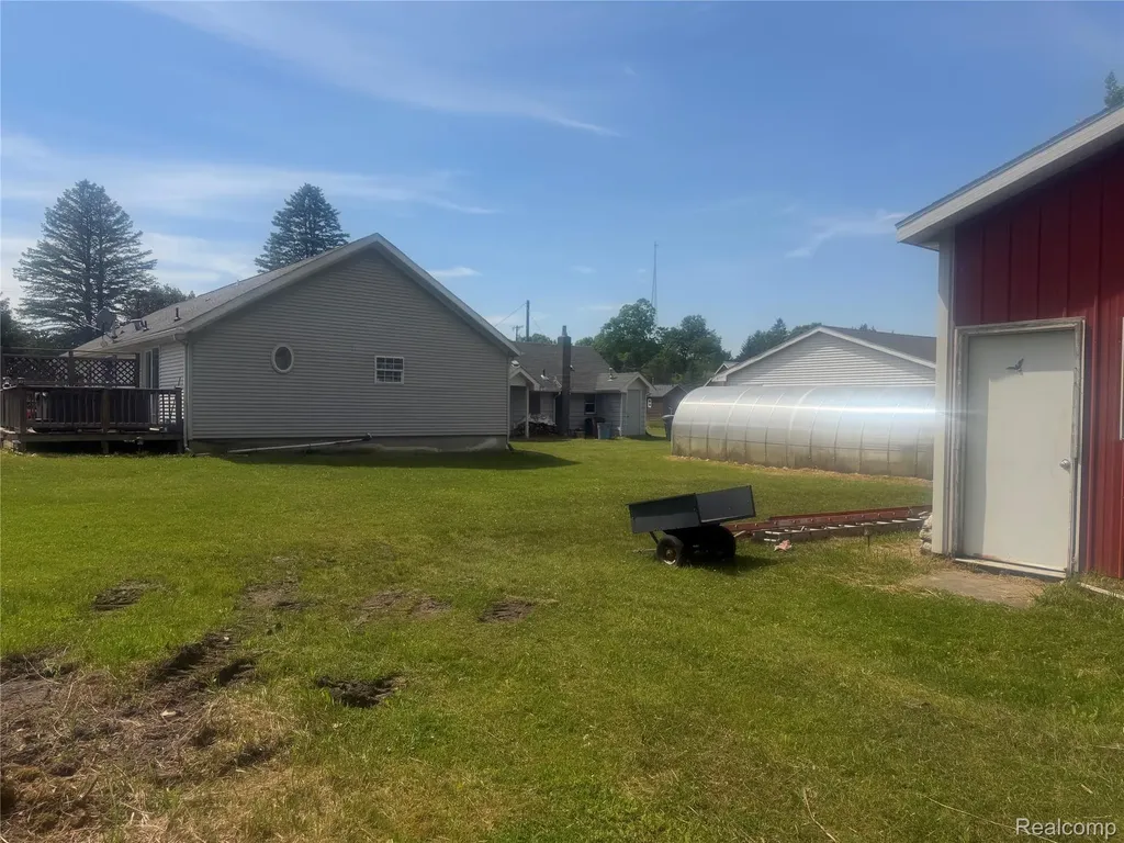5716 Falkenbury Road Deerfield Township MI 48461