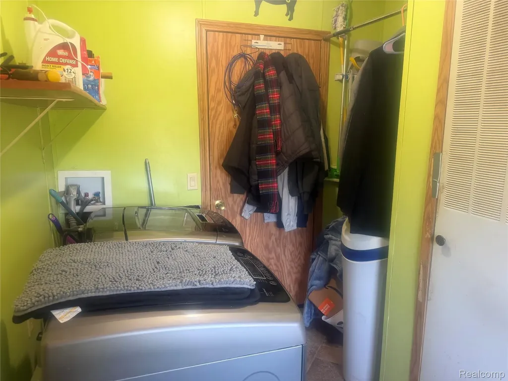 5716 Falkenbury Road Deerfield Township MI 48461