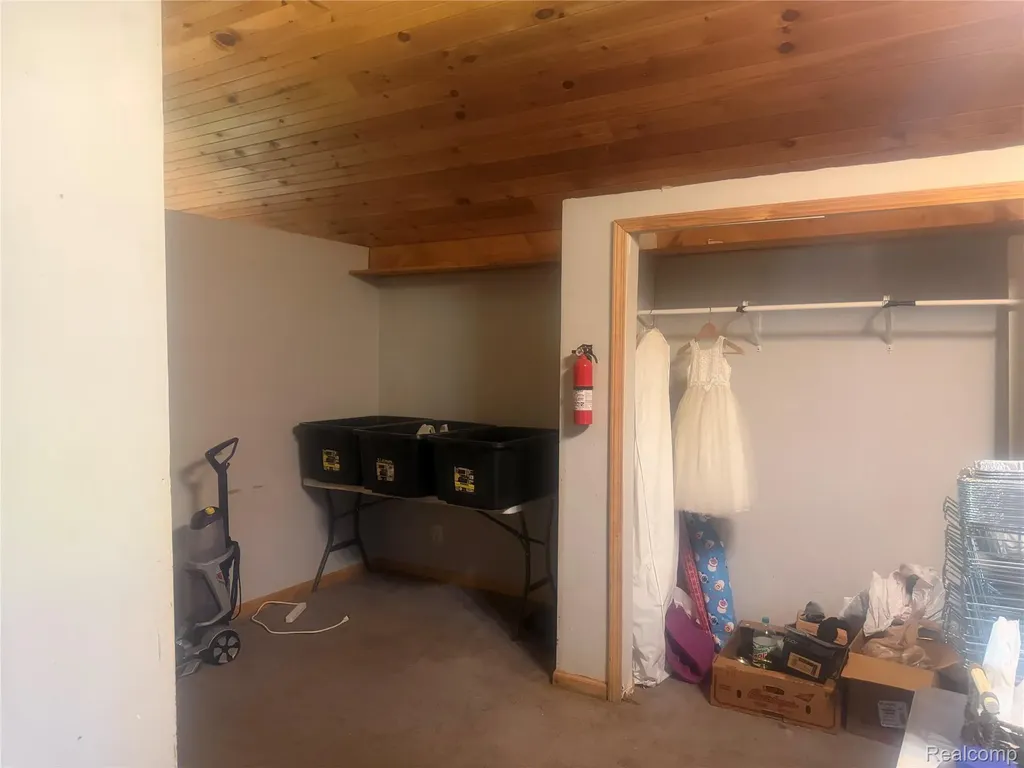 5716 Falkenbury Road Deerfield Township MI 48461