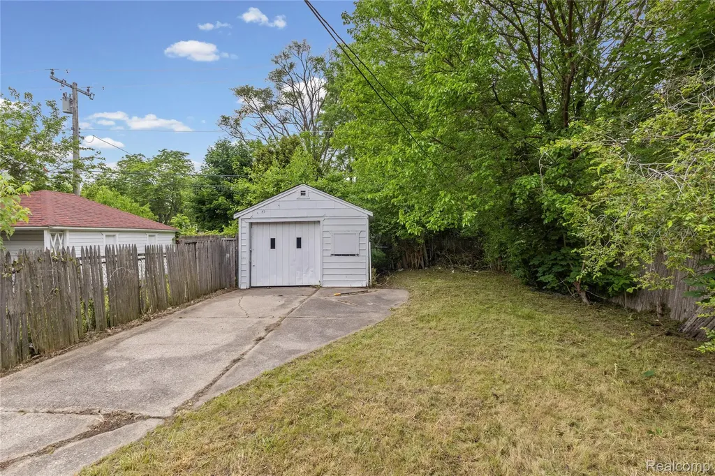 11817 Riad Street Detroit City MI 48224