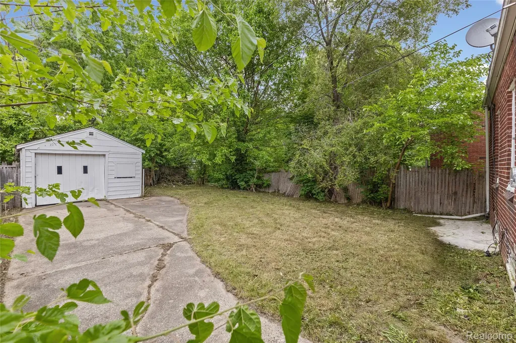 11817 Riad Street Detroit City MI 48224