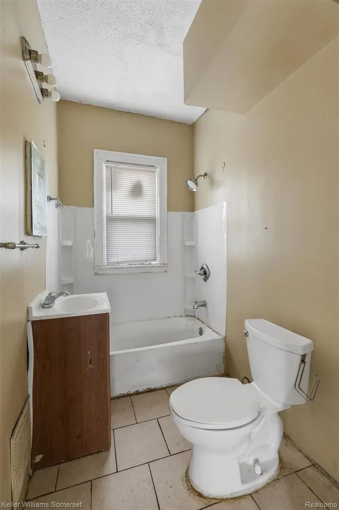 15766 Ferguson Street Detroit City MI 48227