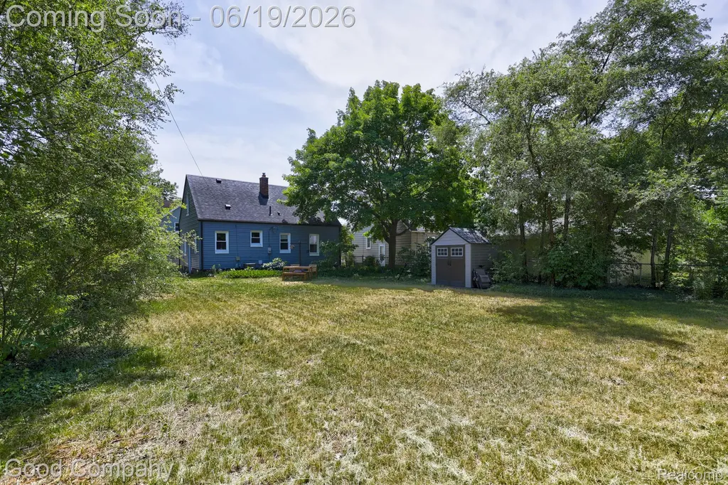 1150 W Marshall Street Ferndale City MI 48220