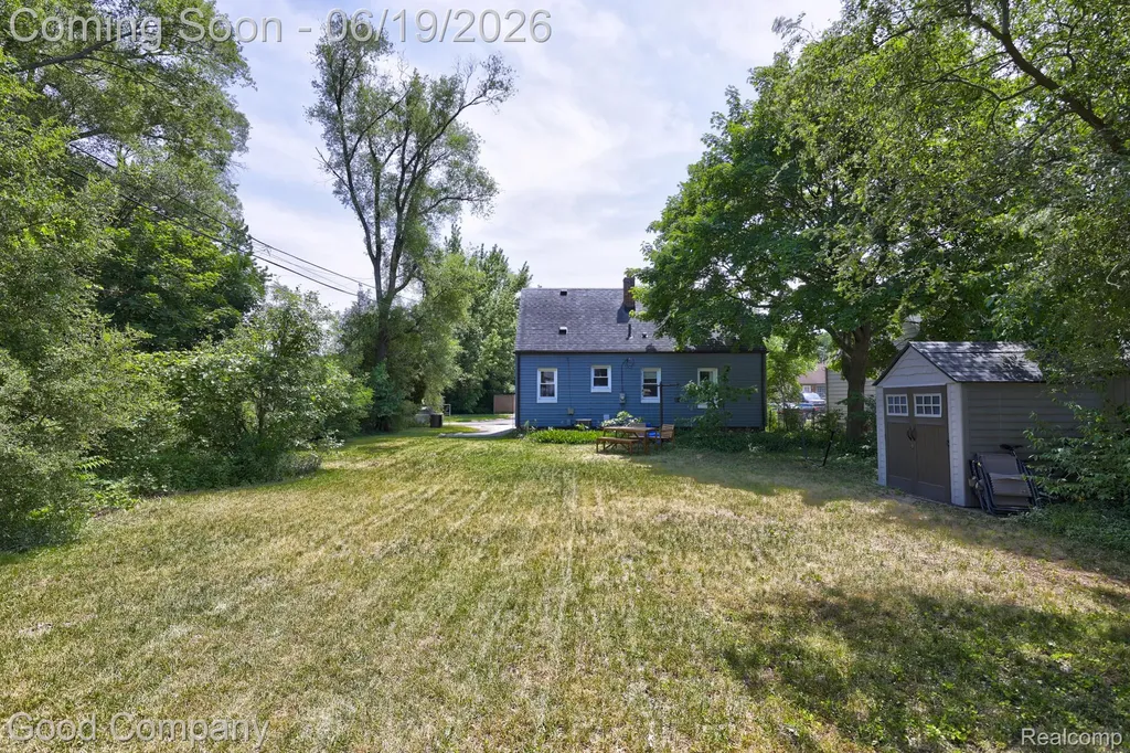 1150 W Marshall Street Ferndale City MI 48220