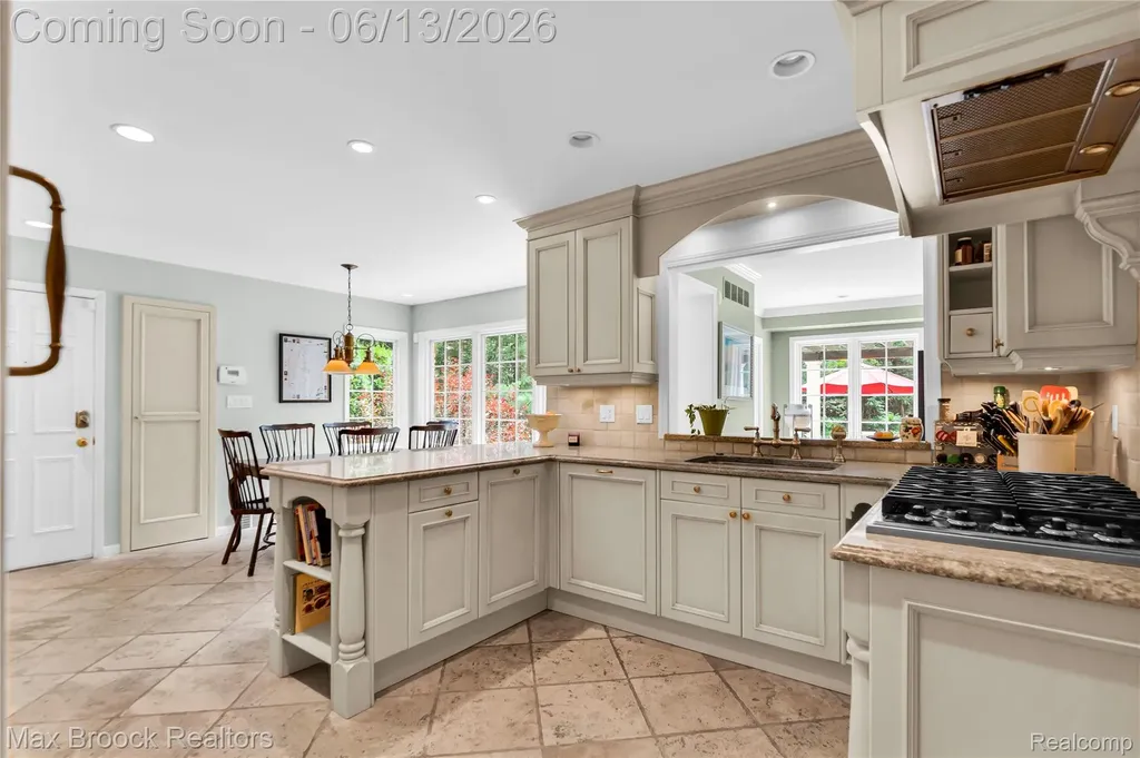 2620 Wendover Road Bloomfield Hills City MI 48302