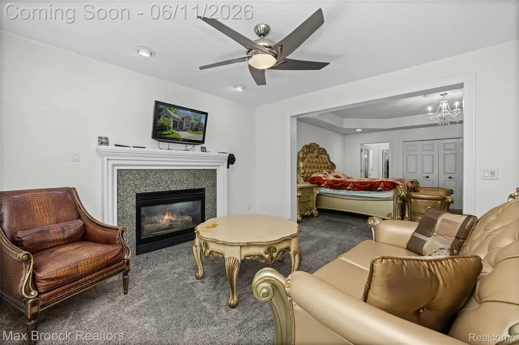 34825 Huntington Court Farmington Hills City MI 48331