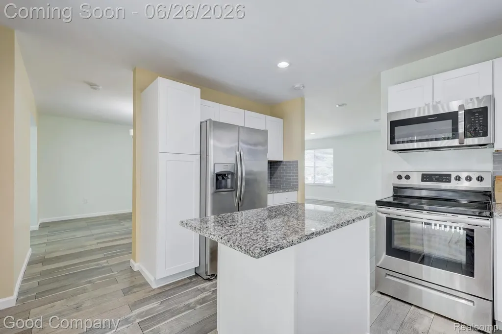 342 Spencer Street Ferndale City MI 48220