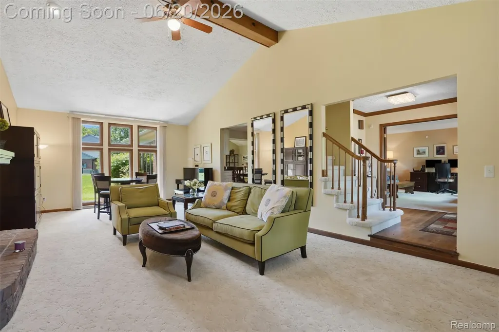 16141 W Blue Skies Drive Livonia City MI 48154