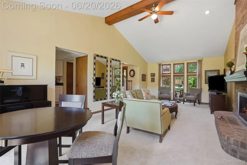 16141 W Blue Skies Drive Livonia City MI 48154
