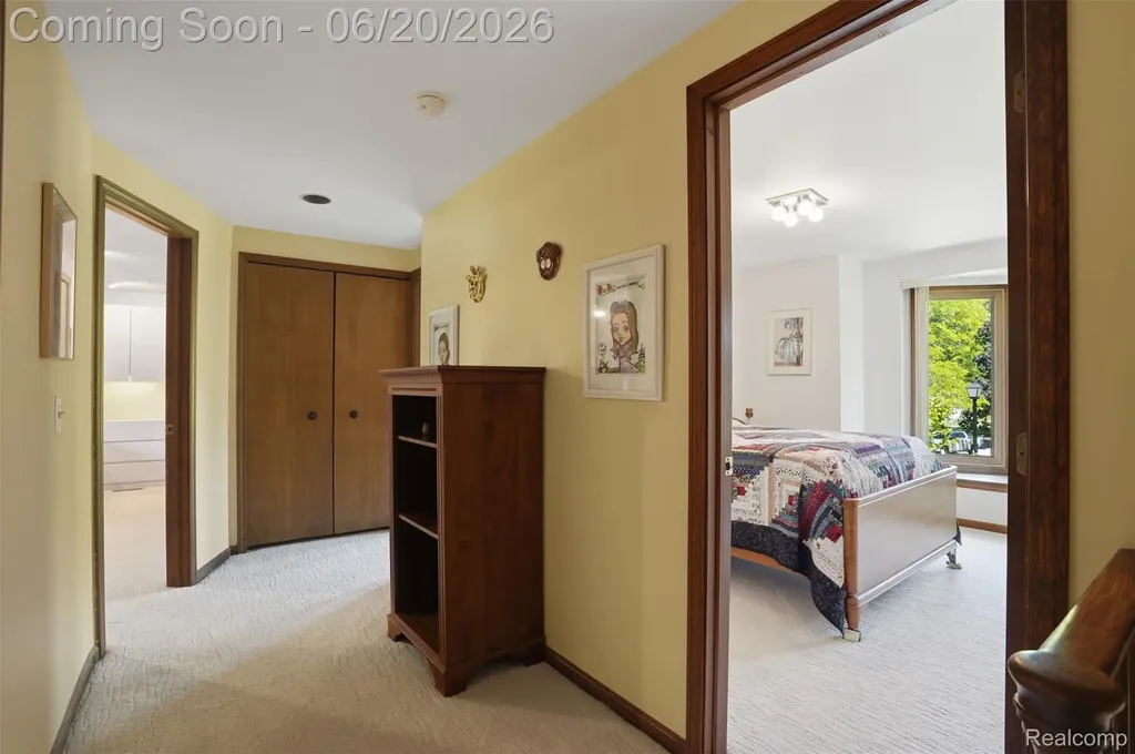 16141 W Blue Skies Drive Livonia City MI 48154