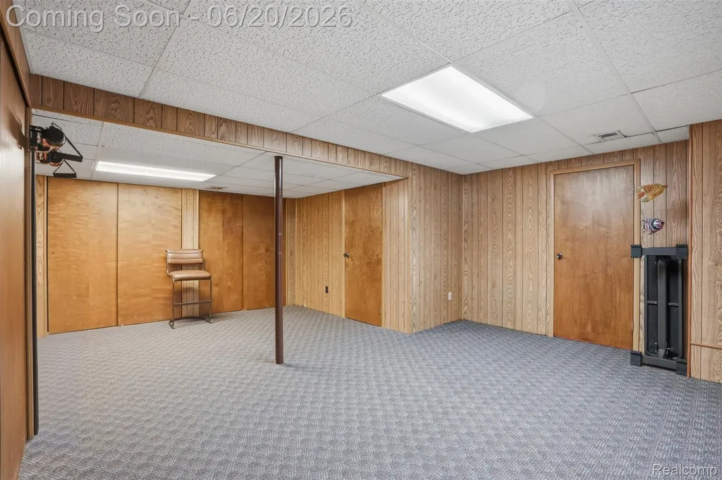16141 W Blue Skies Drive Livonia City MI 48154