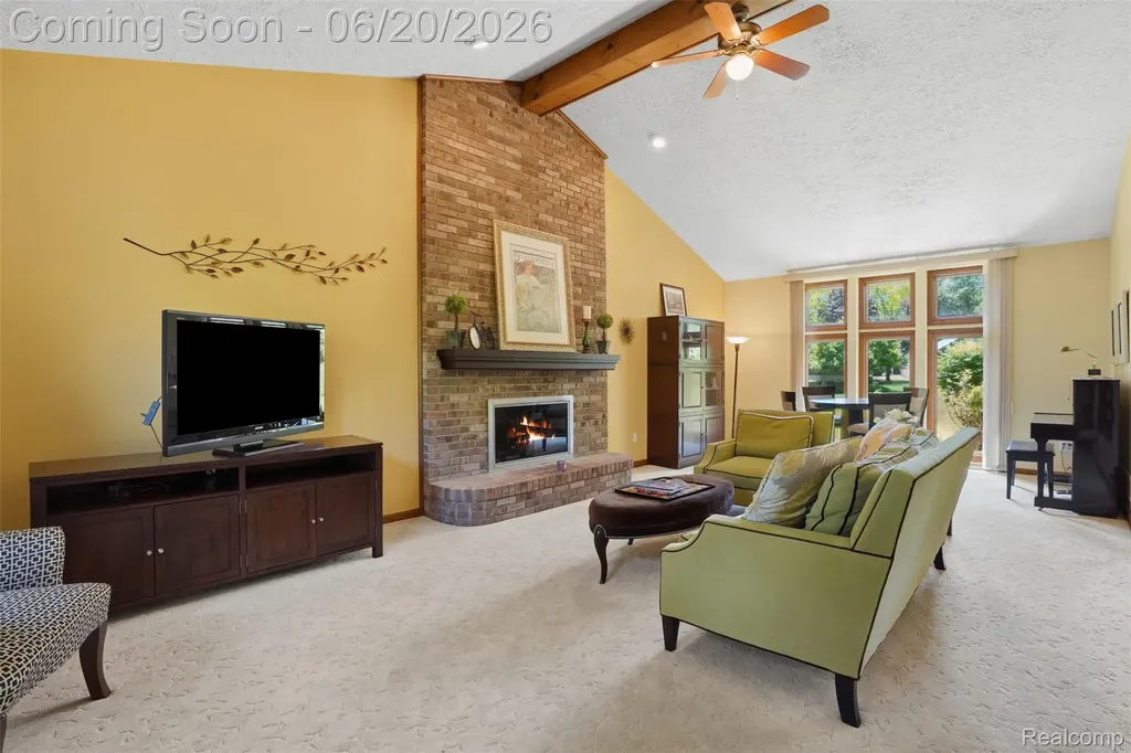 16141 W Blue Skies Drive Livonia City MI 48154