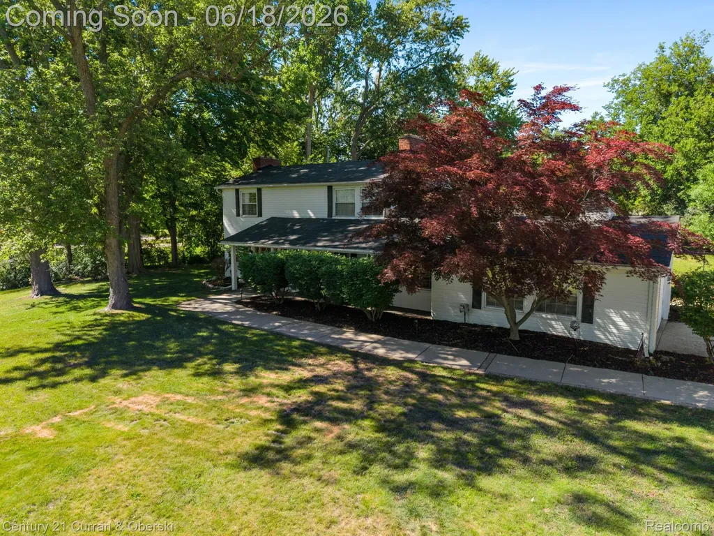 37480 Rhonswood Drive Farmington Hills City MI 48167