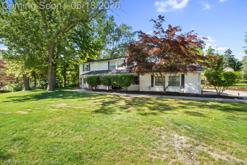 37480 Rhonswood Drive Farmington Hills City MI 48167