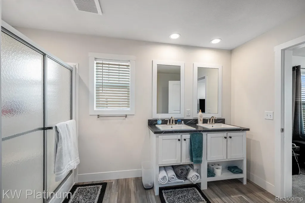 37723 Sandstone Trail New Haven Village MI 48048