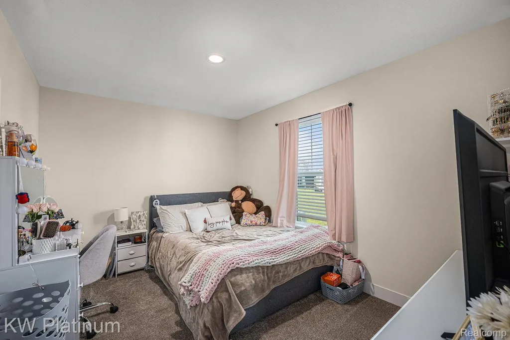 37723 Sandstone Trail New Haven Village MI 48048