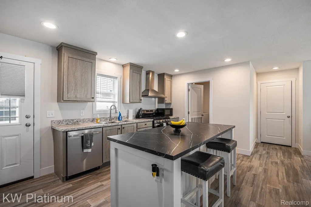 37723 Sandstone Trail New Haven Village MI 48048
