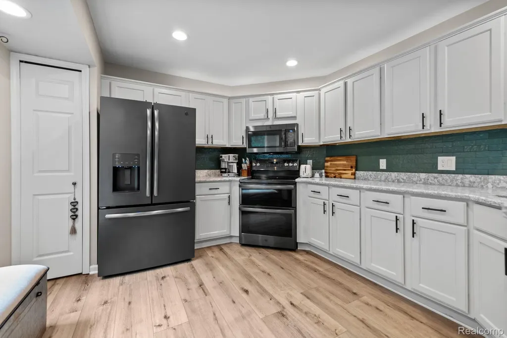 2285 Somerville Drive Oxford Charter Township MI 48371