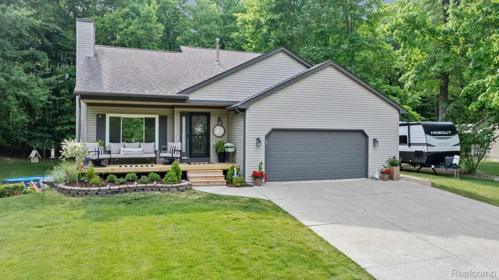 2285 Somerville Drive Oxford Charter Township MI 48371